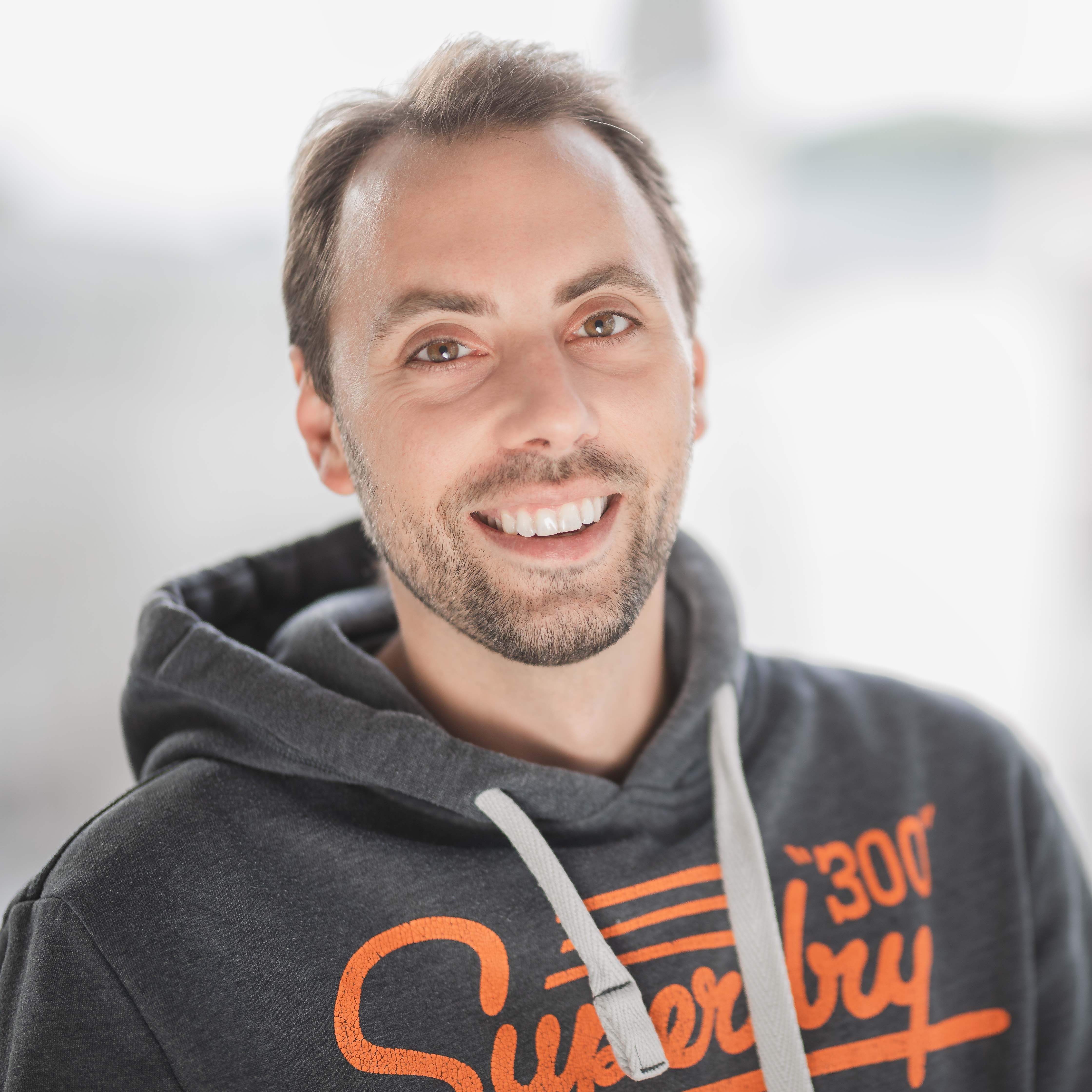 Fabian Syring bei OWNR